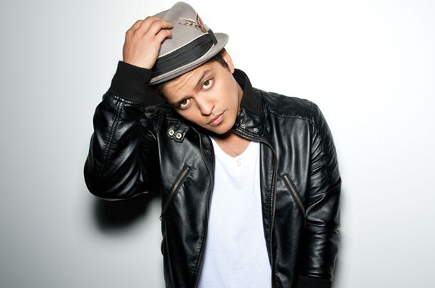 Bruno Mars' “Grenade” once again passes Katy Perry's “Firework” to steal the 